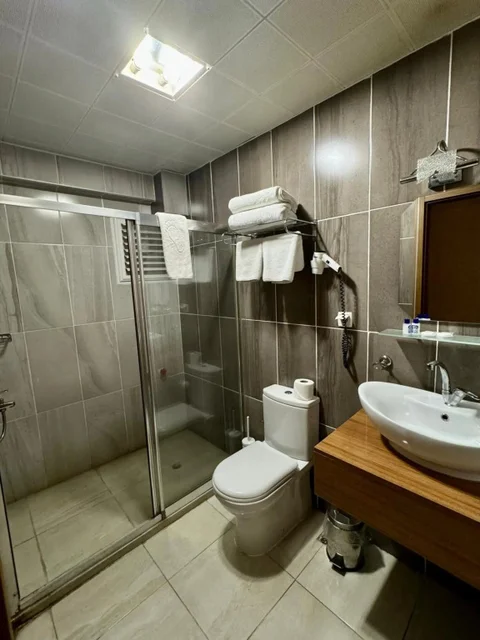 Измир: Lucid Otel