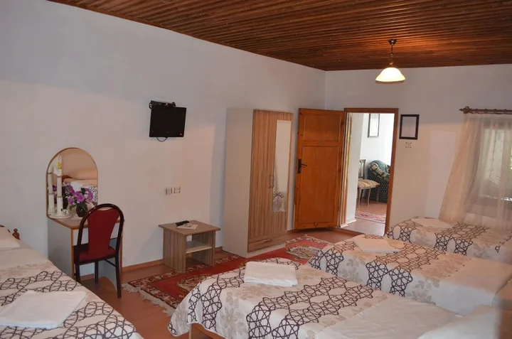 Учисар: Erciyes Pension
