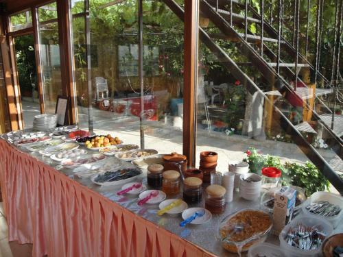 Учисар: Erciyes Pension