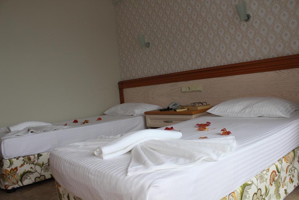 Мармарис: Kontes Beach Hotel