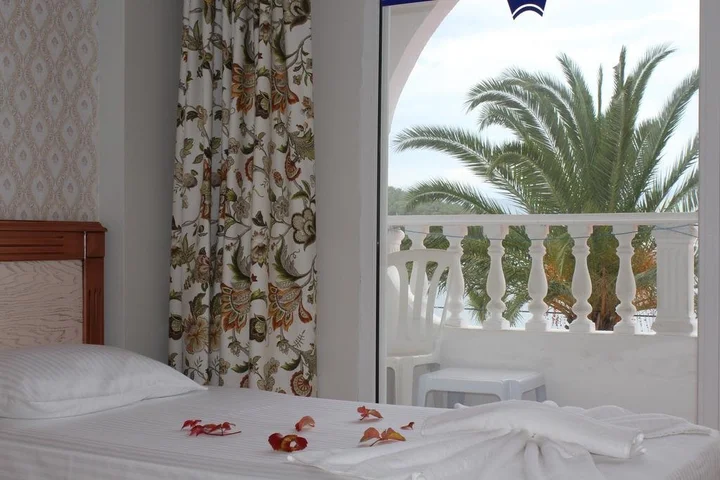 Мармарис: Kontes Beach Hotel