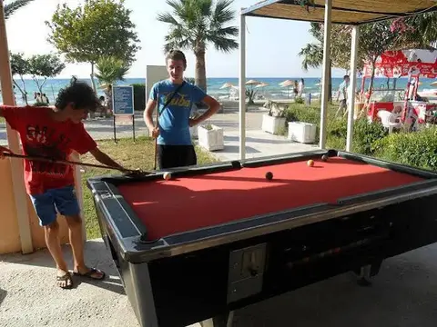 Гюзельчамлы: Holiday Otel
