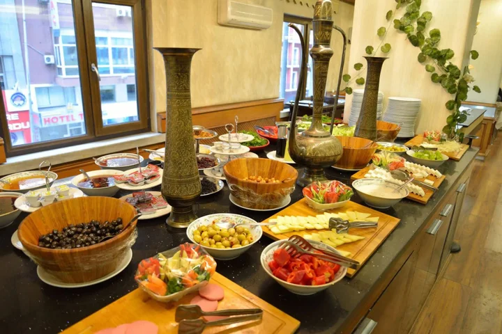 Анкара: Royal Carine Hotel