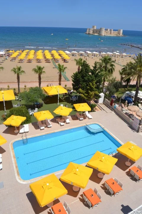 Силифке: Admiral Hotel