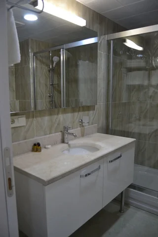 Силифке: Admiral Hotel