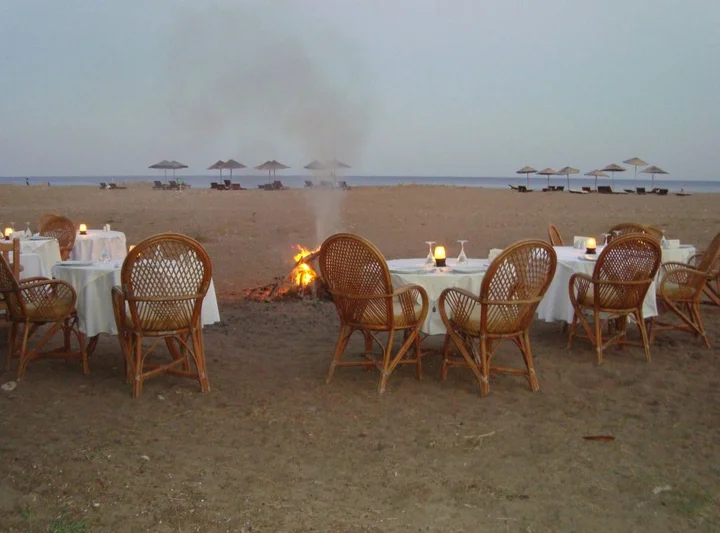 Чиралы: Bellerofon Hotel