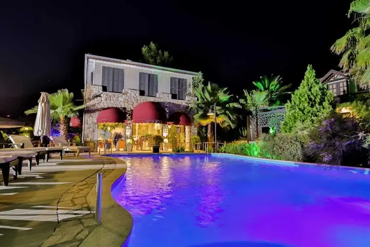 Кумлуджа: Hotel 212 Olympos