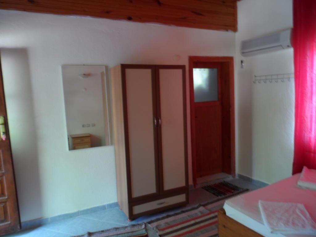 Чиралы: Engin Pension