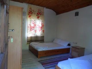 Чиралы: Engin Pension