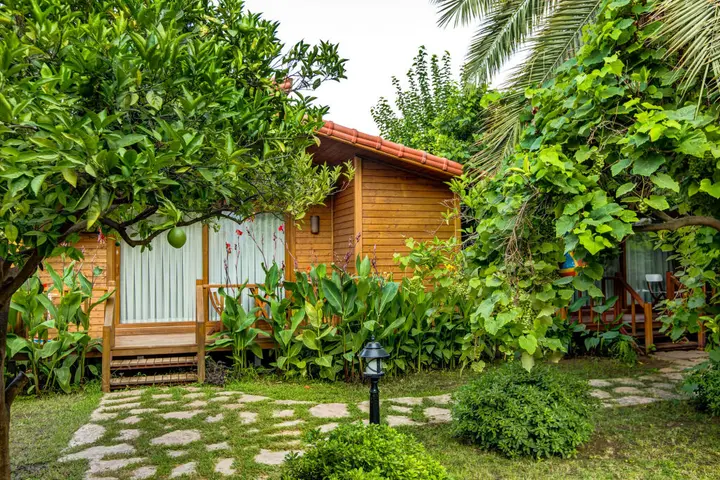 Чиралы: Villa Lukka