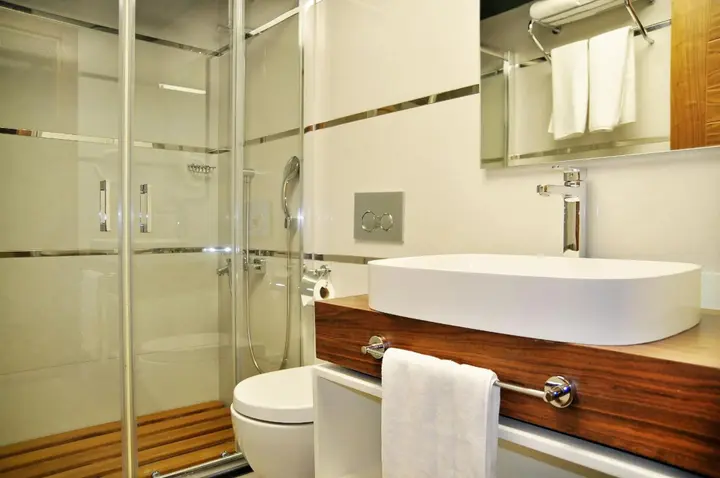 Измир: Avin Hotel
