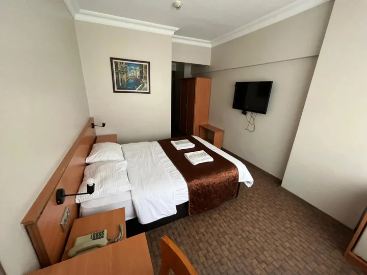 Измит: Hotel Altinnal