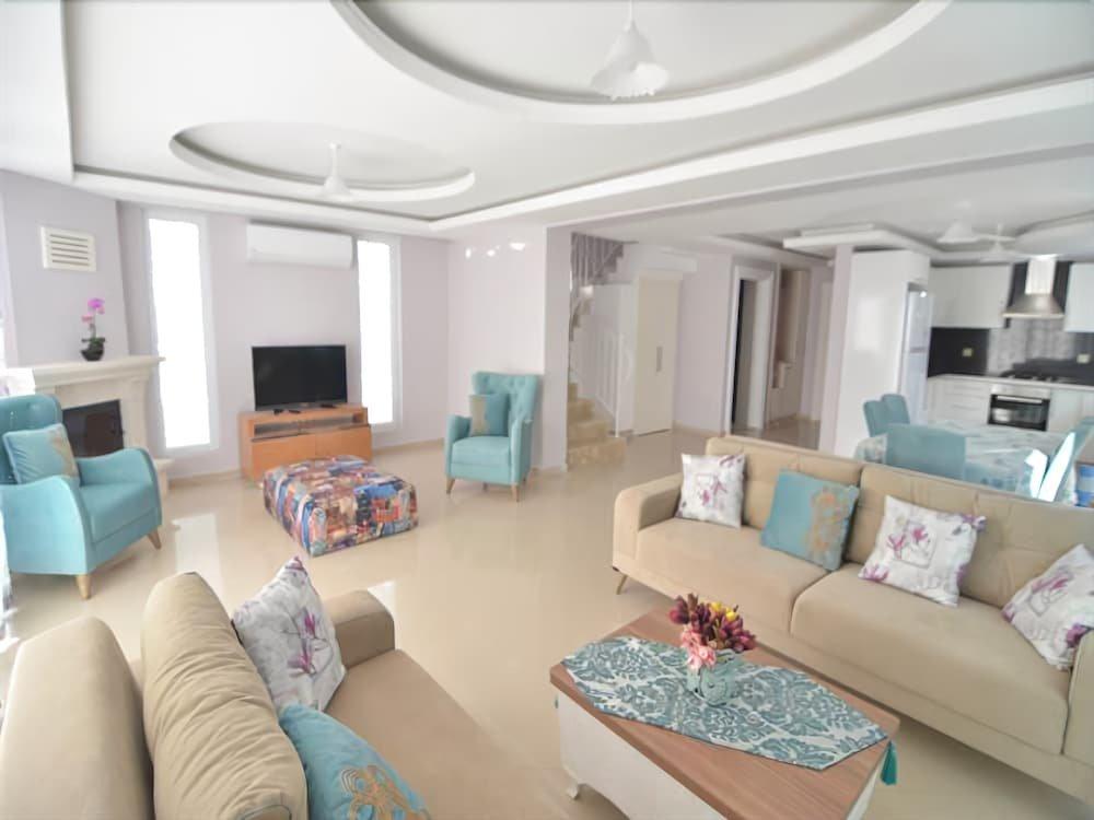 New Age Beach Breeze Luxury Villas — фото 2