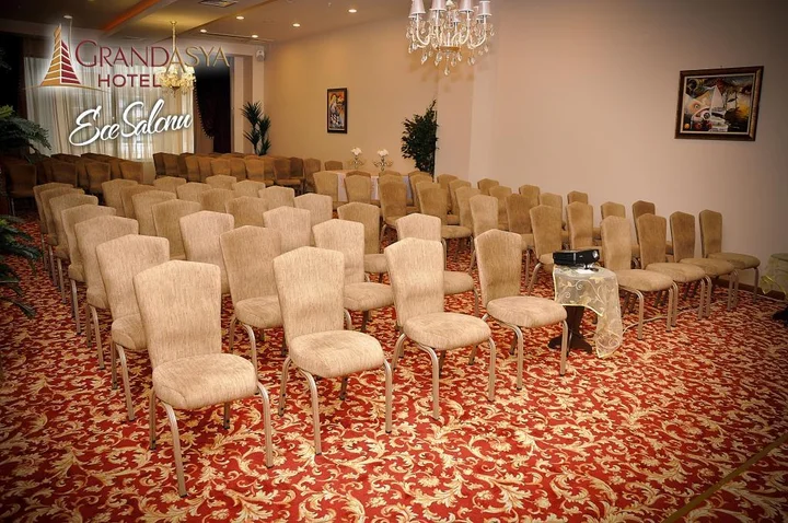 Бандырма: Grand Asya Hotel
