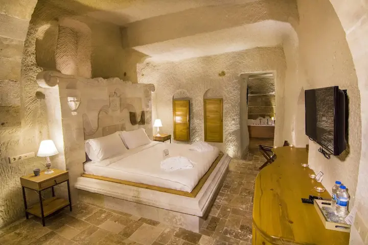 Ибрагимпаша: Azure Cave Suites