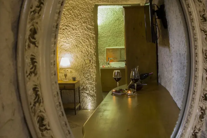 Ибрагимпаша: Azure Cave Suites