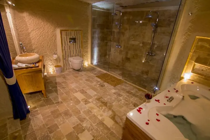Ибрагимпаша: Azure Cave Suites