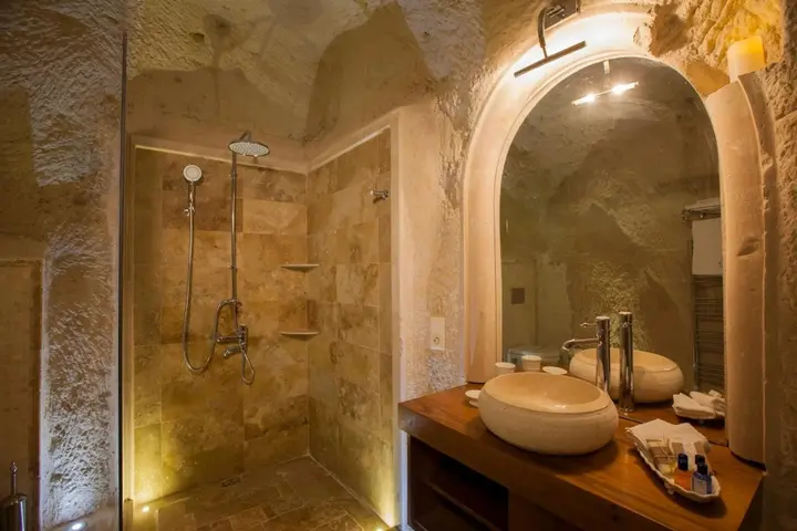 Ибрагимпаша: Azure Cave Suites