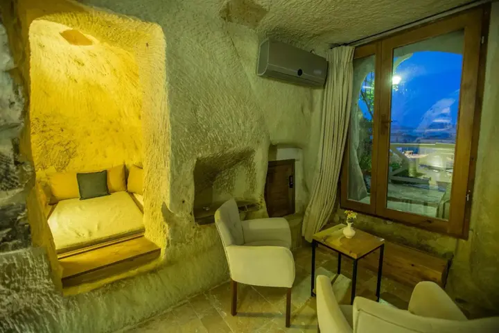 Ибрагимпаша: Azure Cave Suites