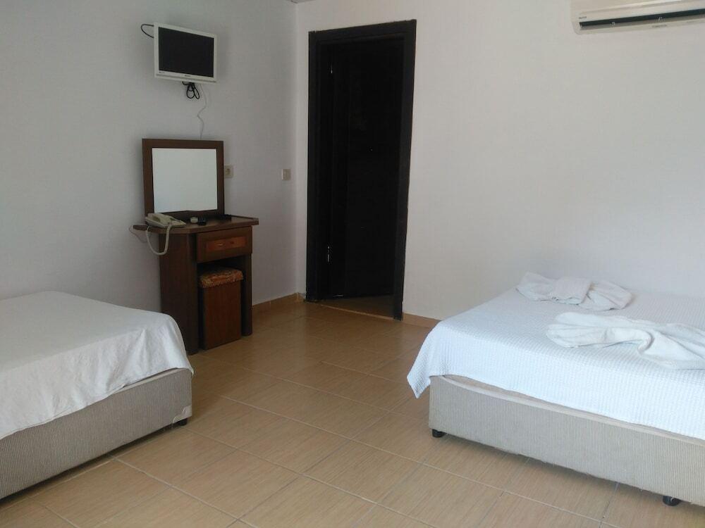 Кемер: Uğur Beach Hotel