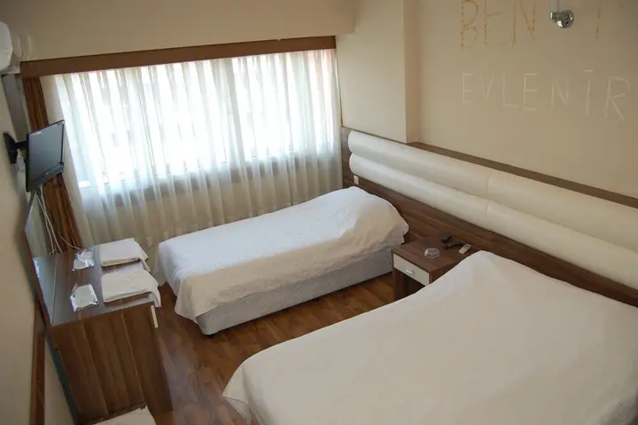 Измир: Nil & Alav Hotel