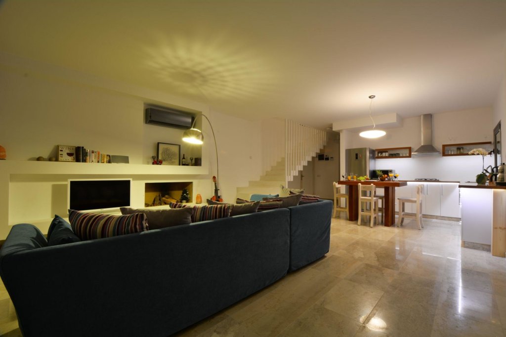 carousel image 1