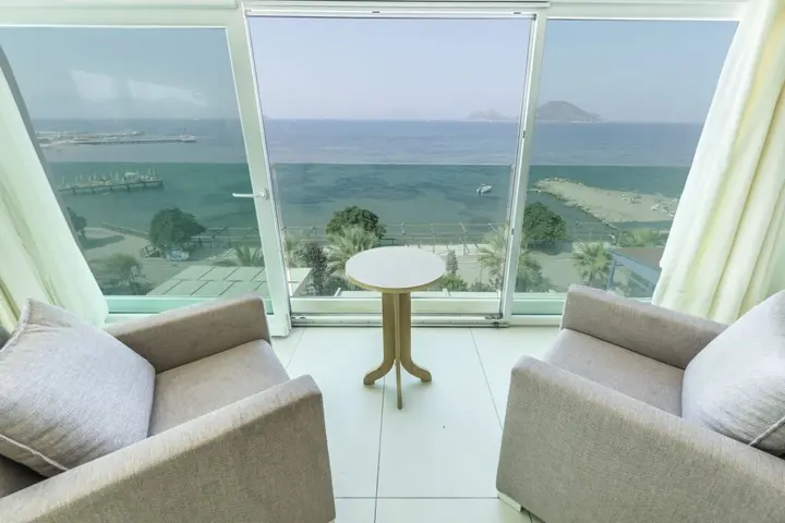 Тургутрейс: Dragut Point North Hotel