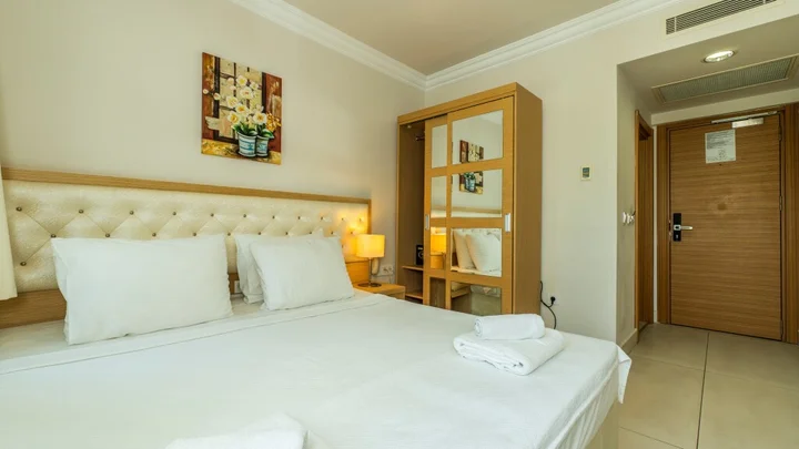 Тургутрейс: Dragut Point North Hotel
