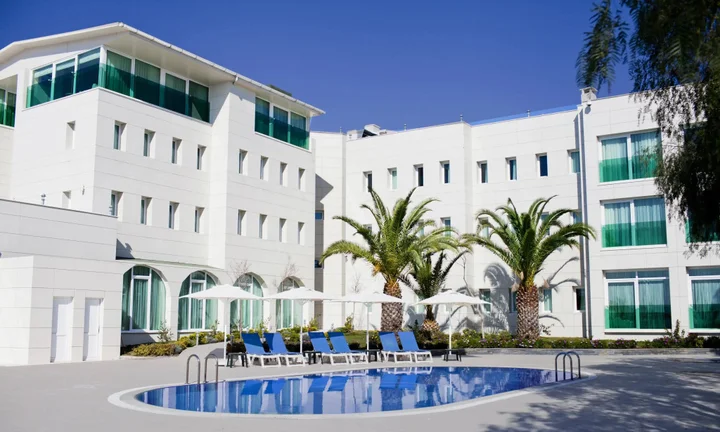 Тургутрейс: Dragut Point North Hotel