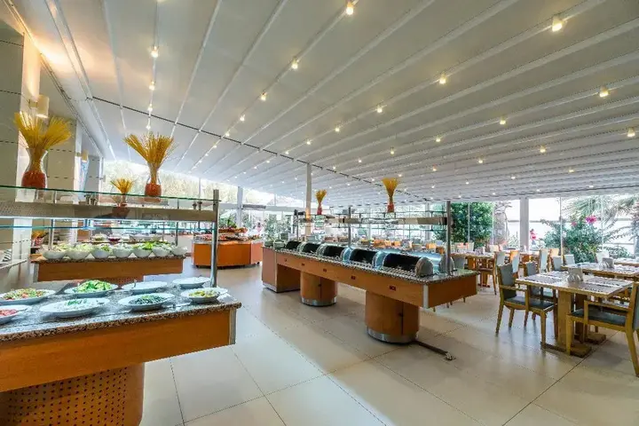 Тургутрейс: Dragut Point North Hotel