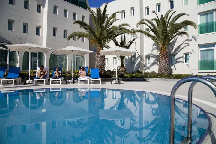 Тургутрейс: Dragut Point North Hotel
