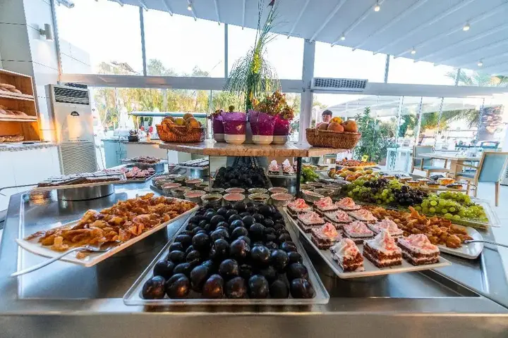 Тургутрейс: Dragut Point North Hotel