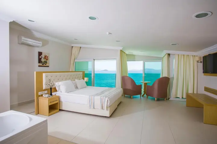 Тургутрейс: Dragut Point North Hotel
