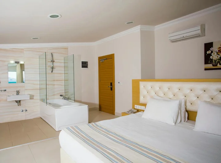 Тургутрейс: Dragut Point North Hotel
