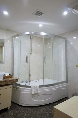 Сайл: Phellos Suites