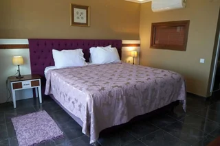 Сайл: Phellos Suites