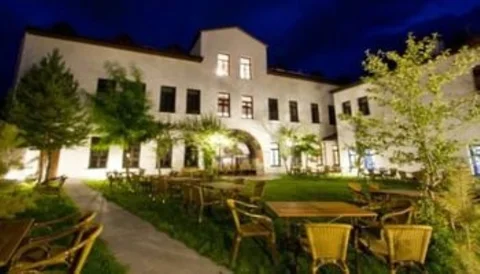 Карс: Cheltikov Hotel