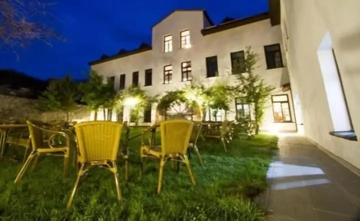 Карс: Cheltikov Hotel