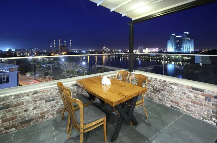 Адана: Taşköprü Hotel