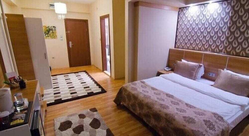 Эскишехир: Roof Garden Hotel