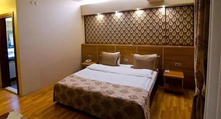 Эскишехир: Roof Garden Hotel
