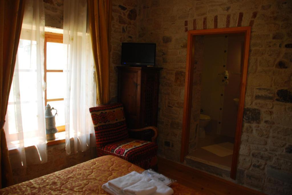 Фоча: Foca Antik Hotel