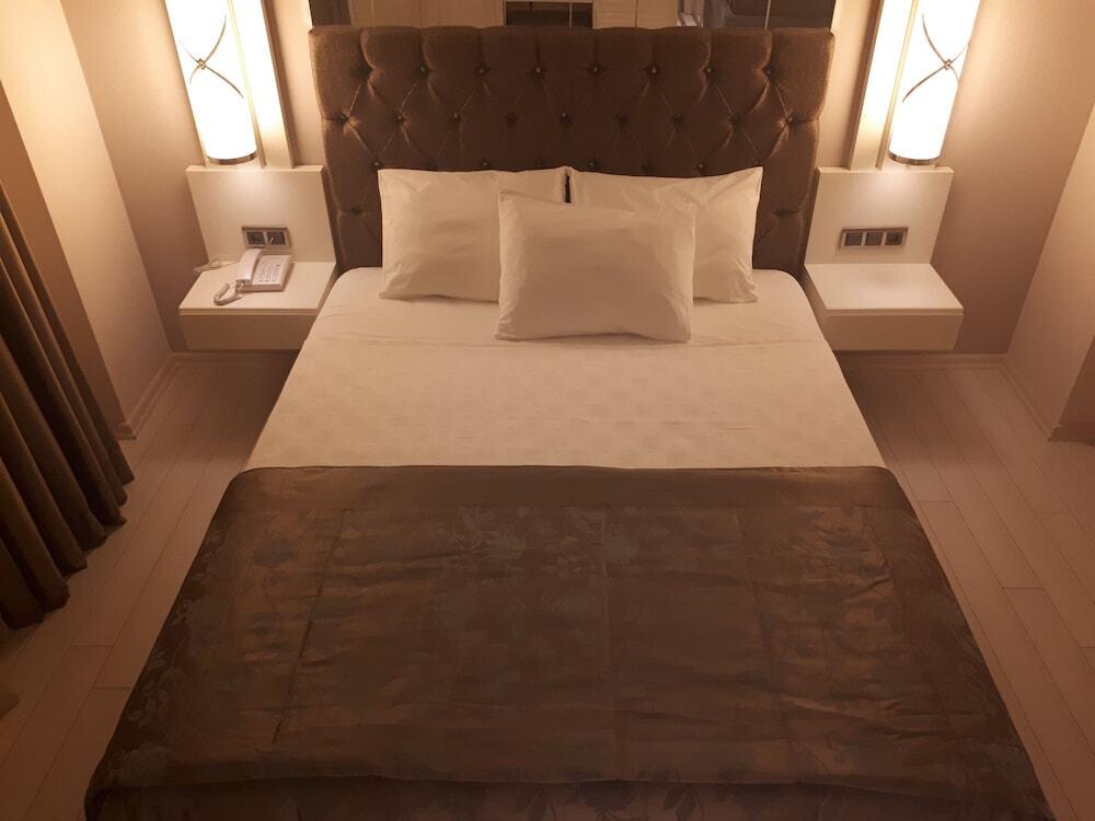 Гюзельчамлы: Sare Hotel