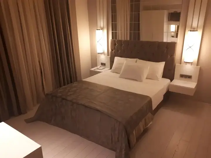 Гюзельчамлы: Sare Hotel
