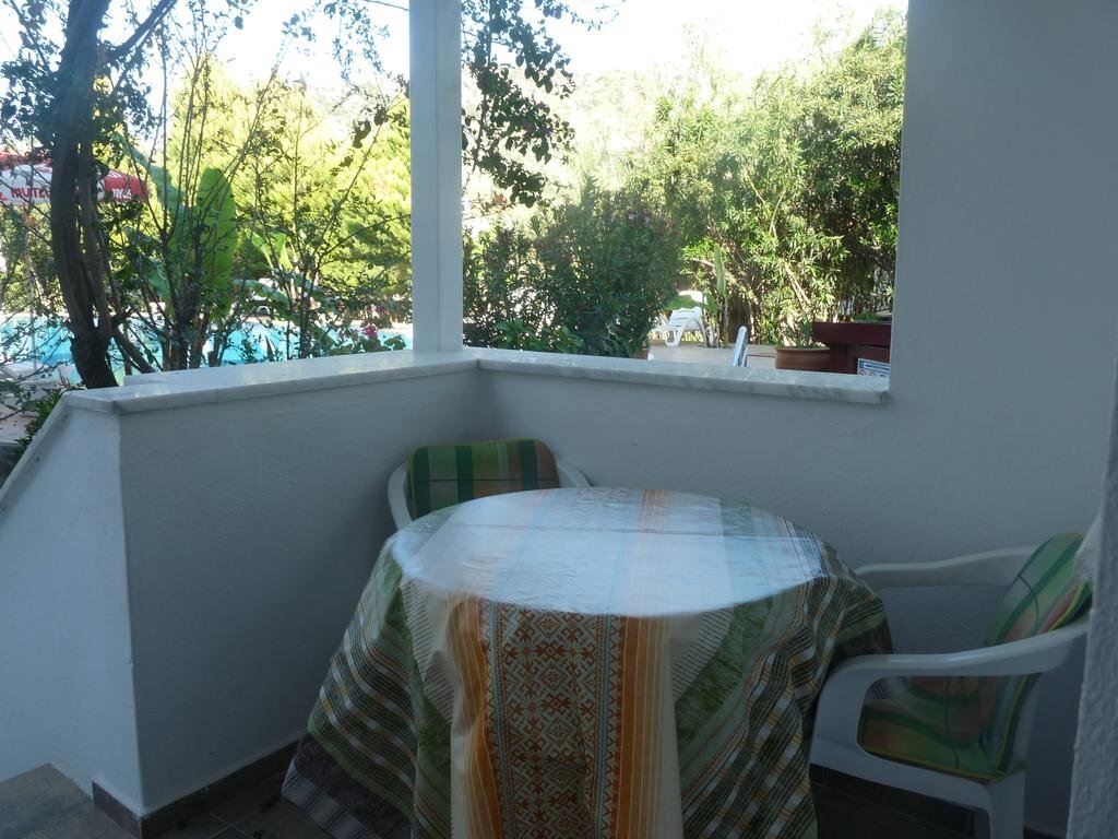 carousel image 5