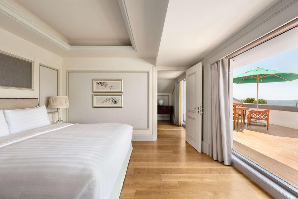Стамбул: Shangri-La Bosphorus, Istanbul