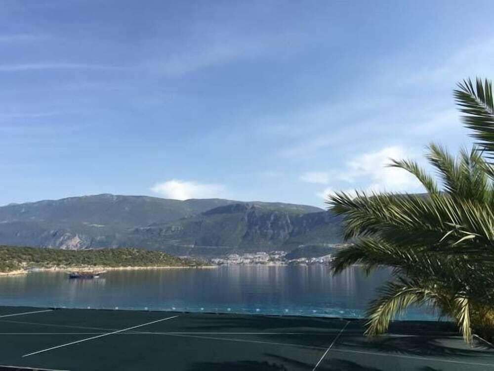 Каш: La Moda Beach Hotel