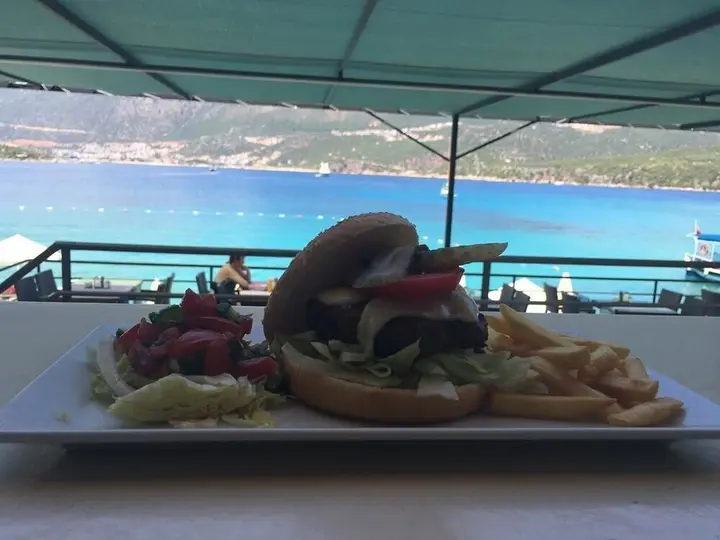 Каш: La Moda Beach Hotel