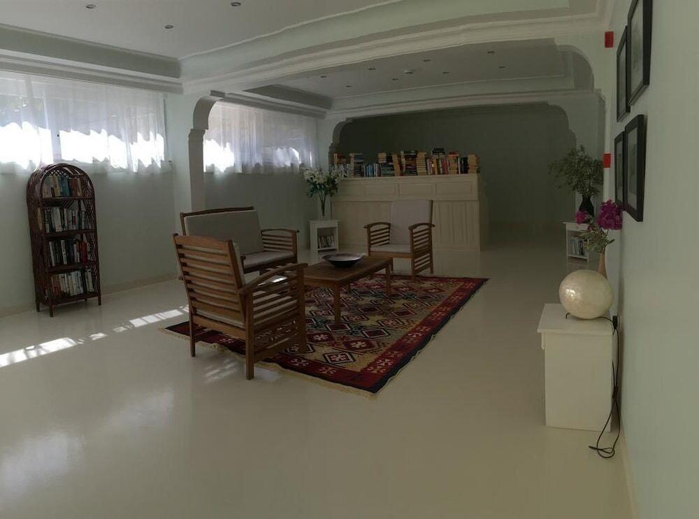 Каш: La Moda Beach Hotel