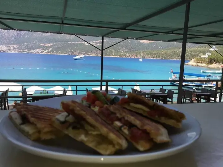 Каш: La Moda Beach Hotel